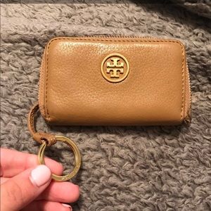 TORY BURCH KEYCHAIN WALLET